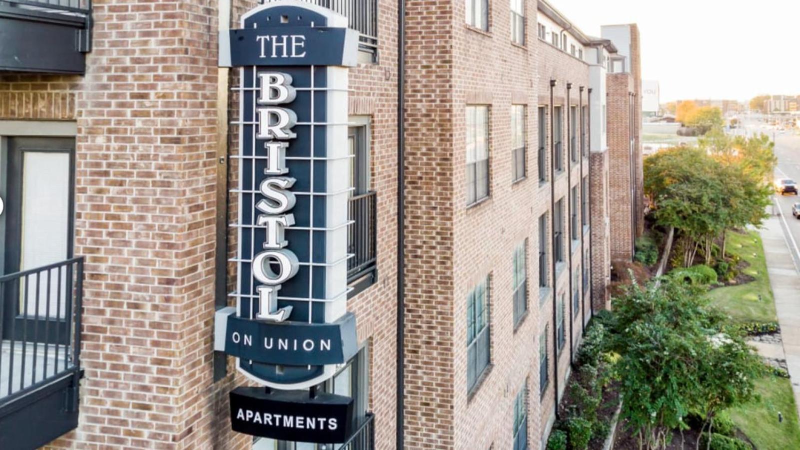 Apartment Landing At The Bristol On Union - 1 Bedroom In New Pathways
